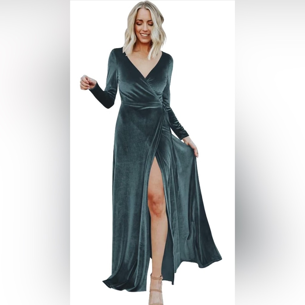 Women’s Velvet Long-sleeve Wrap Dress